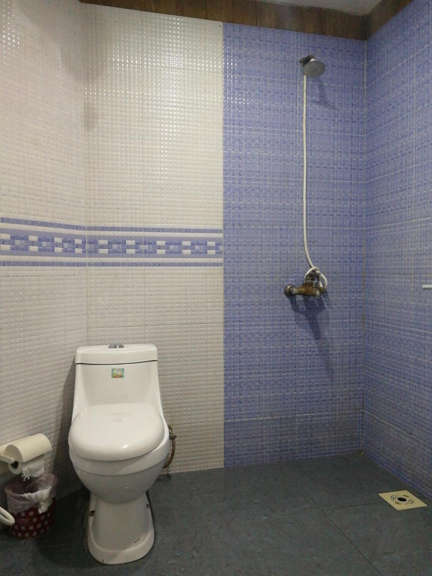 Quick continental Hotel - Jail Road Lahore Zimmer foto